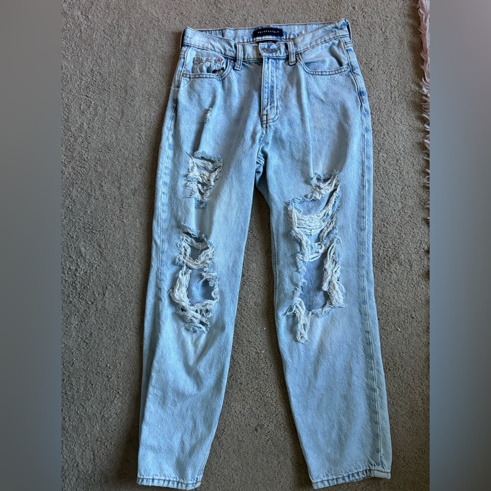 Aeropostale Light Blue Mom Jeans